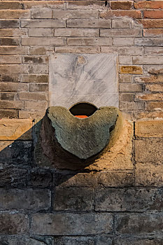 北京市白塔寺下水道出水口建筑