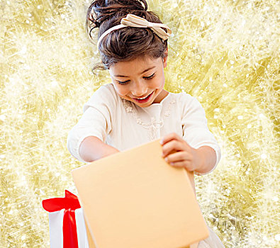 休假,礼物,圣诞节,孩子,人,概念,微笑,小女孩,礼盒,上方,黄光,背景