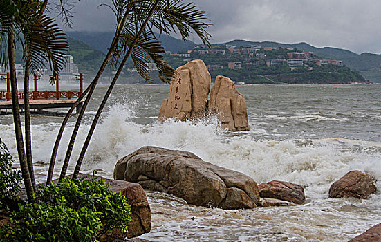 深圳大梅海滨浴场