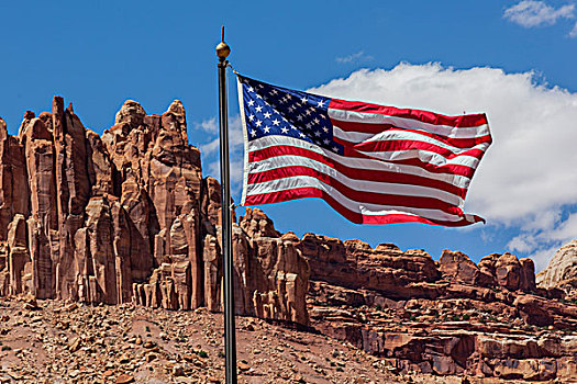 北美,美国,犹他,国会礁国家公园,美国国旗,砂岩,岩石构造