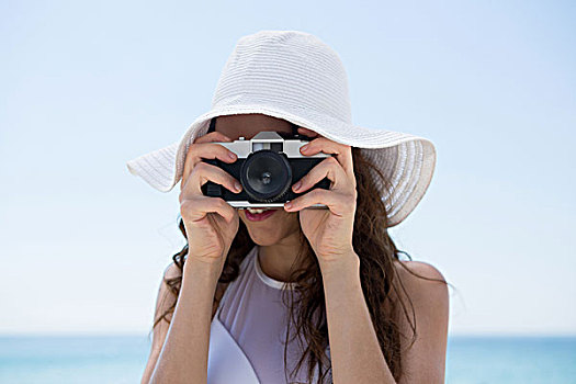 特写,女人,戴着,帽子,摄影,海滩,蓝天