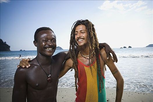 两个,黑人男性,朋友,海滩