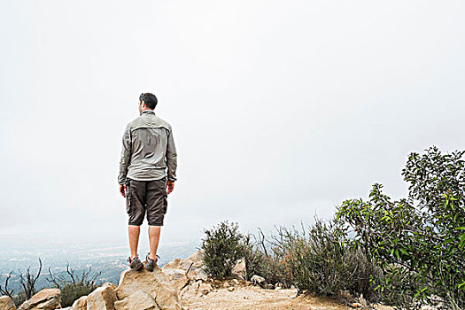 后视图,男人,上面,山