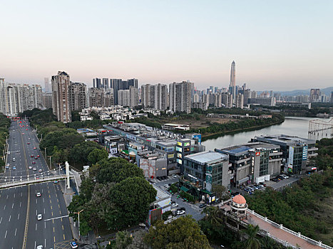 深圳福田上空