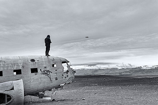 男人,飞机,残骸,靠近,环路,瑟德兰德,南,冰岛,欧洲