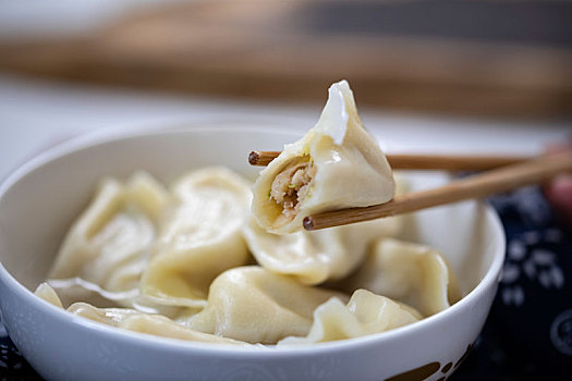 手工鲜肉白菜水饺