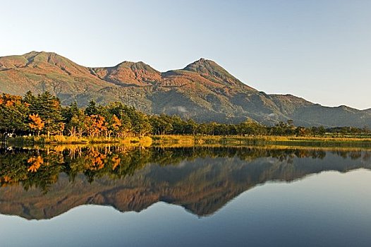 五个,湖,秋叶