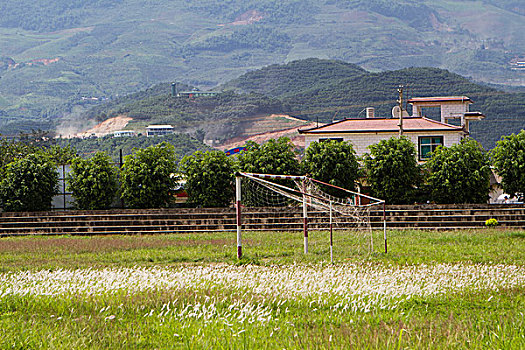 山区的足球场
