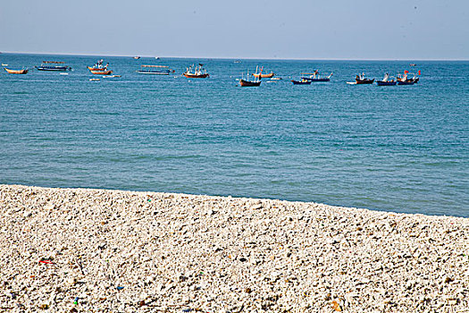 涠洲岛,北海,南海,海水,平静,热带风光,清澈,碧海,蓝天,白云,沙滩,奇观,景点,壮观,海岛