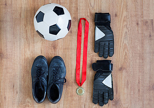 特写,足球,靴子,手套,奖牌