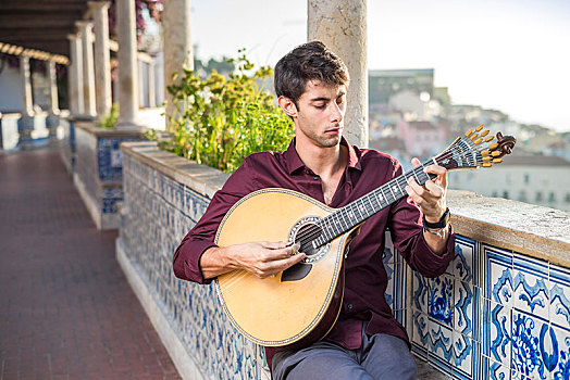 音乐人,演奏,独特,葡萄牙人,吉他,阿尔法马区,里斯本,葡萄牙,欧洲