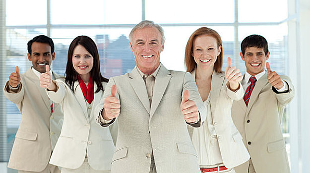 微笑,多种族,企业团队,竖大拇指