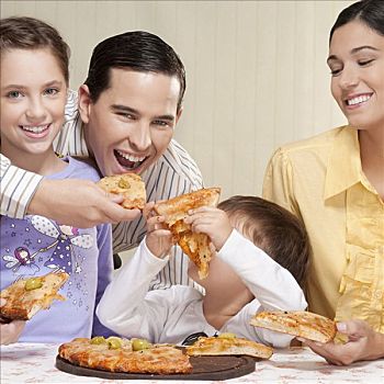 家庭,分享,比萨饼
