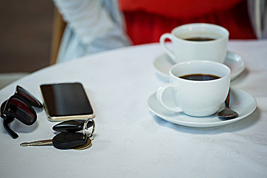 咖啡杯,个人饰品,咖啡,桌子,俯拍