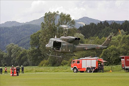 协助,直升飞机,奥地利,联邦,军队,消防,施蒂里亚