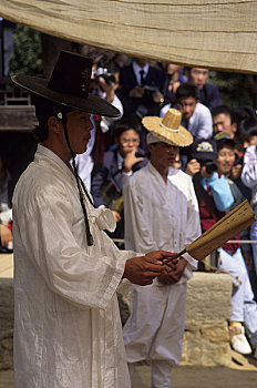 韩国,靠近,首尔,韩国村庄,牧师,传统服装
