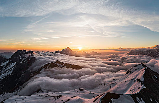 高处,云,日出,巴伐利亚阿尔卑斯山,奥伯斯多夫,巴伐利亚,德国