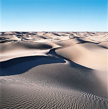 中国甘肃巴丹吉林沙漠