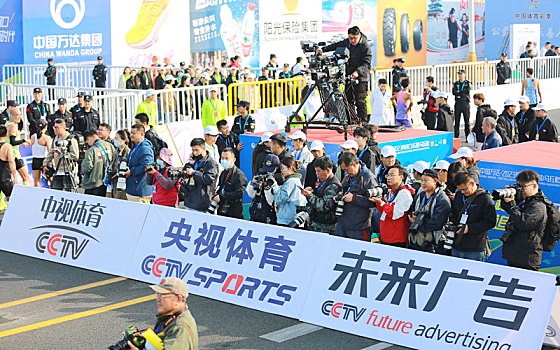 东营马拉松摄影媒体团队
