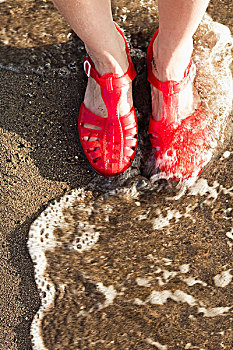 女人,穿,凉鞋,海滩