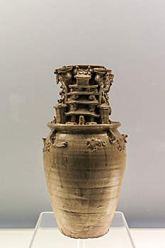 上海博物馆藏西晋青釉堆塑楼阁人物罐