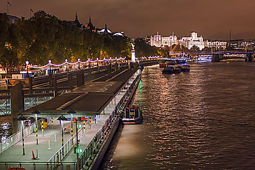 泰晤士河夜景