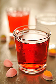 玻璃,石榴,酒饮料,柠檬水,草莓
