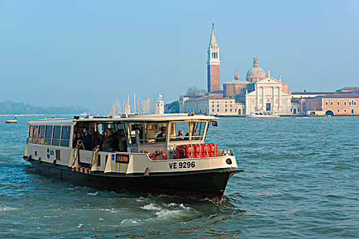 汽艇,圣马科,正面,教堂,圣乔治奥,马焦雷湖,威尼斯,威尼托,意大利,欧洲