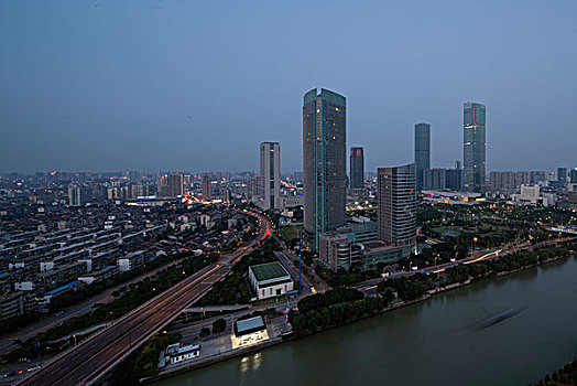 京杭大运河无锡段城市夜景