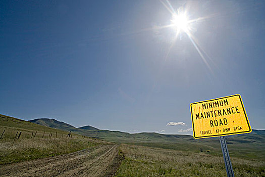 土路,警告,标识,靠近,温泉,蒙大拿