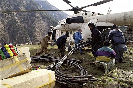 分配,物品,蔽护,直升飞机,条理,山谷,十月,2005年,地震,巴基斯坦