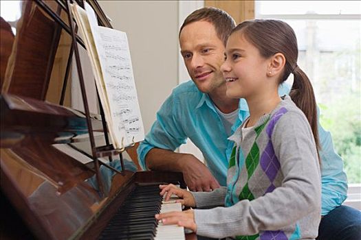父亲,教育,女儿,演奏,钢琴