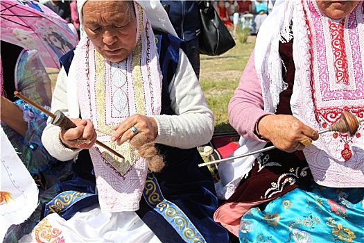 新疆巴里坤,哈萨克族手艺品