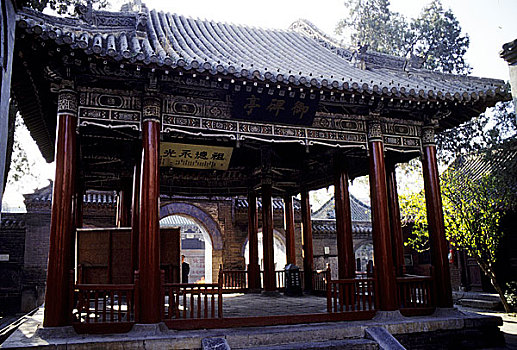 2001年,河南汤阴岳庙