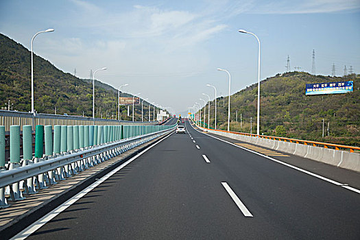 舟山至宁波高速公路