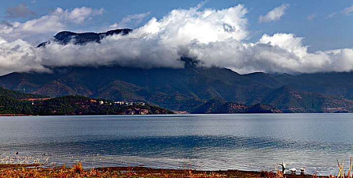 泸沽湖风光