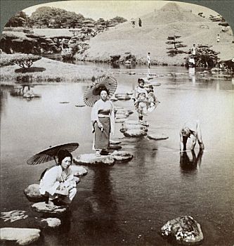 女人,湖,垫脚石,花园,熊本,日本