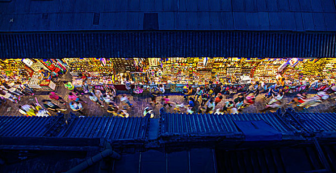 北京王府井小商品市场夜景