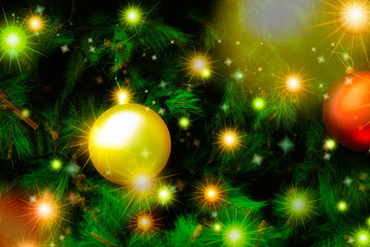 圣诞节,耶诞树上装饰许多灯泡及耶诞饰品