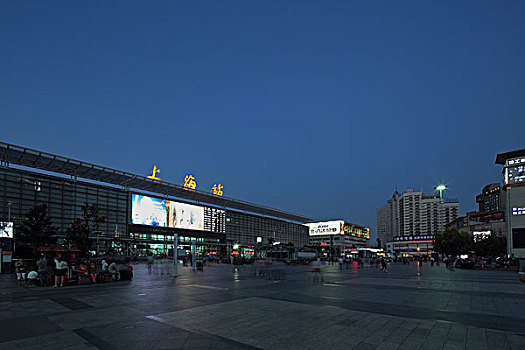 上海,火车站