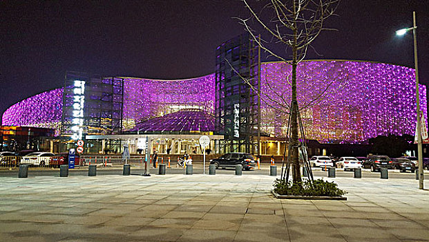 紫色灯光,苏州文化艺术中心夜景