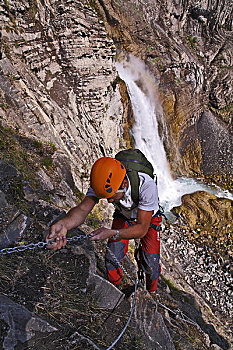 登山者,瀑布,比利牛斯山脉,阿拉贡,西班牙