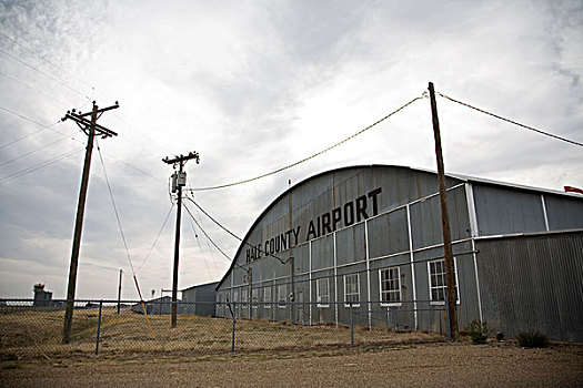 机场,飞机库,褶皱,金属,电报,杆,围栏,多云,天空,德克萨斯,北美