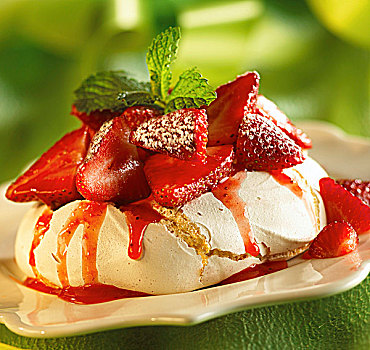 蛋白甜饼,草莓