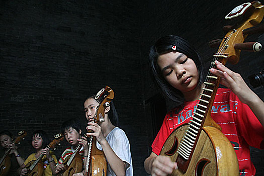 学童,演奏音乐,传统,中国人,音乐,学校,广州,中国,十月,2009年