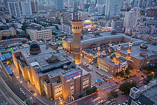 乌鲁木齐国际大巴扎夜景