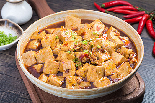 中式家常菜肴香辣豆腐