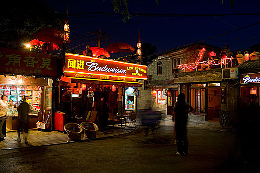 酒吧街夜景