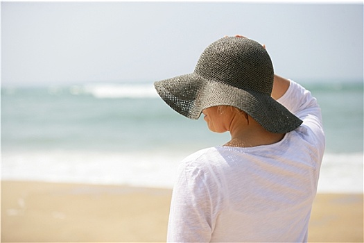 女人,穿,帽子,正面,海洋