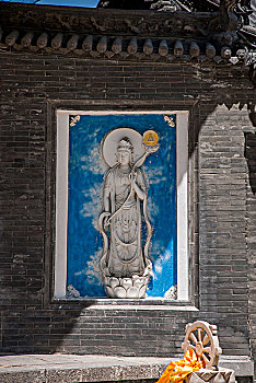 山西忻州市五台山白云寺寺院围墙上的观音菩萨像